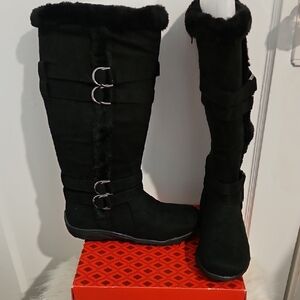 NIB Hot Cakes Black Winter Boots with Furry Lining Size 6.5
